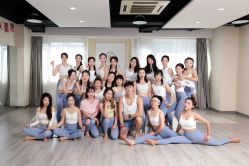 -亚太瑜伽普拉提学院