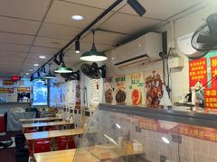 -柳州肥姨妈大骨螺蛳粉(东靖路店)
