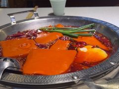 -巴国妹子毛肚火锅(蓝光悦城店)