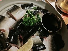 -草家酱蟹炭火烤肉店(珲春南路一店)