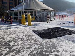 -中旅松花湖滑雪场