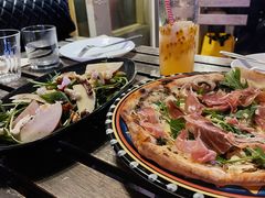 -Gather pizza
