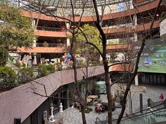 -瑞虹新天地月亮湾