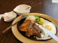-华荣西饼屋(北关店)