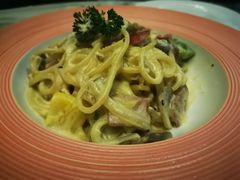 -上海滴水湖皇冠假日酒店