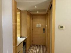 -上海新锦江大酒店
