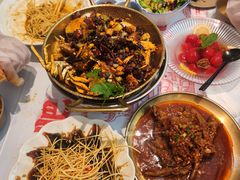 -肥肥虾庄·金牌油焖大虾(汉口城市广场店)