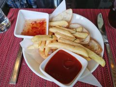 -WOLFGANG PUCK KITCHEN & BAR(迪士尼小镇店)