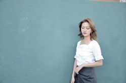 -Hello Lady发型设计