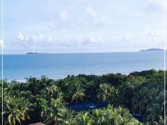 -三亚湾海居铂尔曼度假酒店