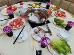 -尚品海鲜肥牛自助火锅(湖明店)