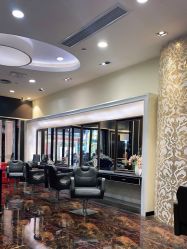 点击看大图 -八佰伴8008星级形象店