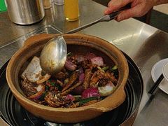 -胡须佬鸡煲四季火锅店(石厦西村直营店)