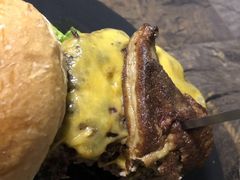 -HIGH FIVE哈福手工汉堡(桂林路店)