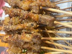 烤羔羊肉串-木屋烧烤(西南角店)