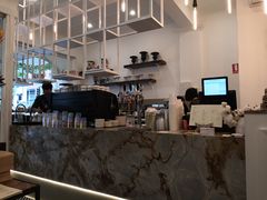 -FLOVIE FLORIST CAFE