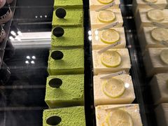 -W COLLECTIVE  DESSERT SHOP