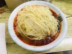 -老字号正宗四川麻辣烫(重庆路店)