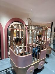 -奈尔宝家庭中心·亲子餐厅(鄞州万达店)