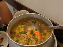 -大头虾越式风味餐厅(光明广场店)