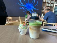 -抱抱地球咖啡馆(国家海洋博物馆店)