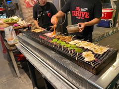 -席娜卡琳火车铁道夜市