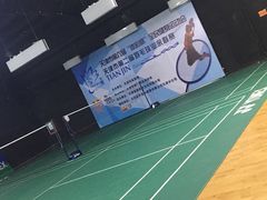 -尤尼克斯羽毛球主题馆