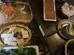 -滇釜火锅·能喝汤的火锅(车公庄店)