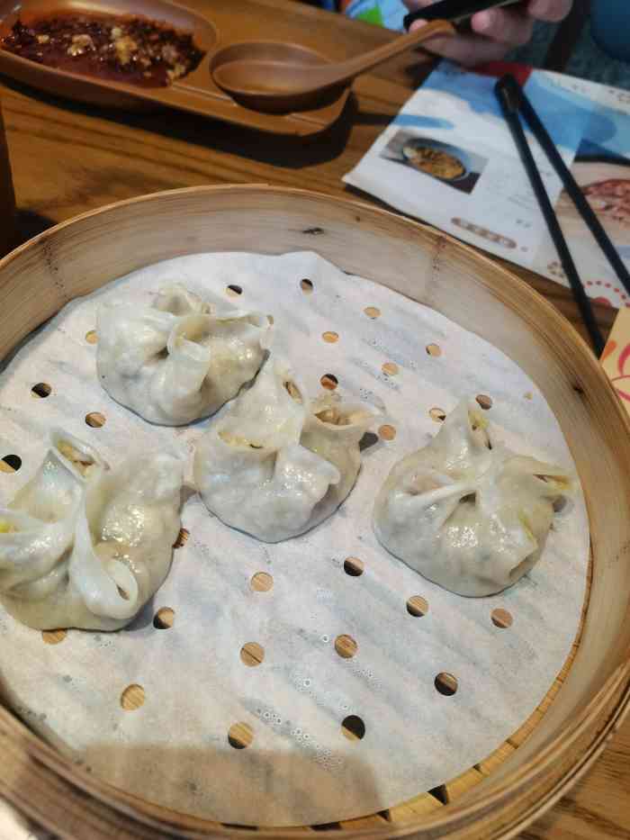 小六汤包(东关店)-"汤包好吃,菜品少了点,不过人家毕竟专业做.