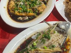 -先鲜鲫鱼粥