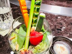 多彩色拉-Ginza Onodera铁板烧(外滩十八号店)