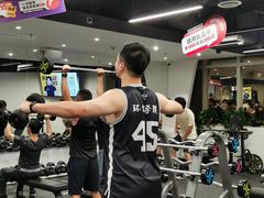 -超鹿运动(达信大厦店)