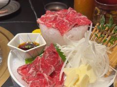 -山川小町·极番烧肉(新地假日广场店)