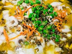 -山城外·非遗酸菜鱼(新都汇融店)