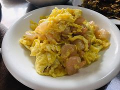 滑蛋虾仁-华春餐馆(鱼山路店)