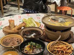 -东排食堂长沙小吃大排档(五一广场店)