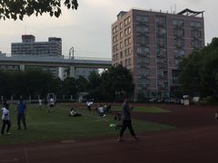 -上海外国语大学(虹口校区)