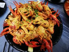 咸香蛋黄小龙虾-虾易落味(杭州黄龙万科中心店)