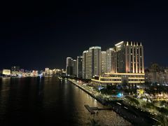 -万绿园