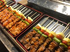 -席娜卡琳火车铁道夜市