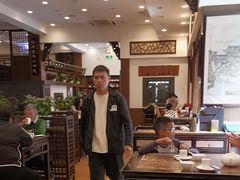 -一楼食业·美食人家
