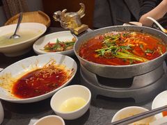 -万重锦·人文川菜馆(骡马市店)