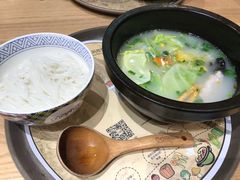 妈妈过桥米线-妈妈故事米线(市府恒隆店)