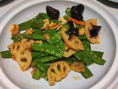 荷塘小炒-北李妈妈菜·海肠捞饭(高新万达店)
