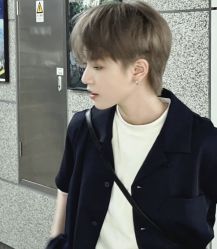 -川和潮人