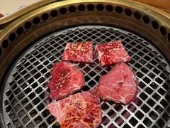 -肉魁屋·烧肉·烧鸟·酒场(高新店)