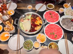 -周师兄大刀腰片火锅(洪崖洞旗舰店)