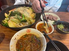 -万记麻辣烫国展总店