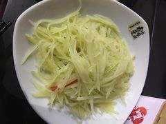 -龙巢盱眙龙虾·牛蛙·烧烤宵夜(八卦岭店)