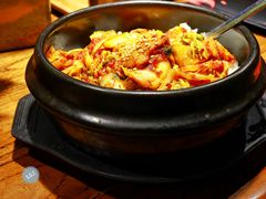 辣白菜五花肉拌饭-原始泥炉烤肉(总店)